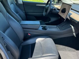 Tesla Model Y Long Range Dual Motor AWD 2022 153kW