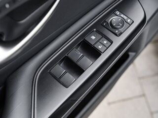 Lexus IS 300h 2.5 131kW