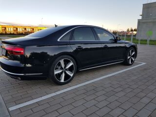 Audi A8 4.2 283kW
