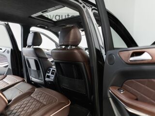Mercedes-Benz GL 350 AMG PACKAGE DESIGNO PREMIUM 3.0 V6 CDI 190kW