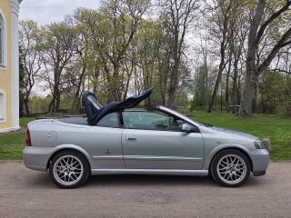 Opel Astra Bertone 1.8 92кВ