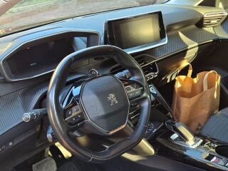 Peugeot 208 57kW