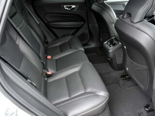 Volvo XC60 AWD 360C H&K LUXURY INSCRIPTION INTELLI SAFE  2.0 MY2019 140кВ