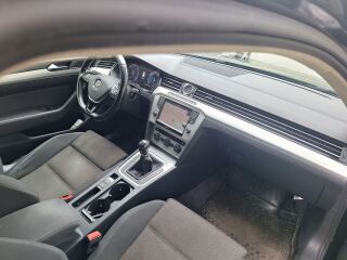 Volkswagen Passat 1.6 88kW