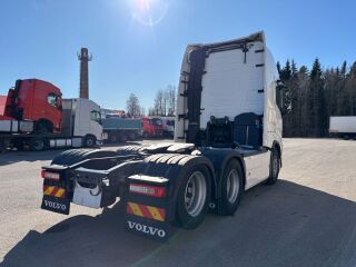 Volvo FH500 6x2 EURO6 + RETARDER + WB3200mm 375kW