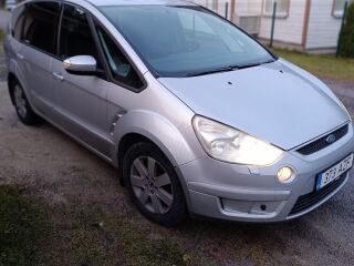 Ford S-MAX 2.0 103kW