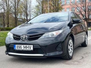 Toyota Auris 1.6 R4 97kW