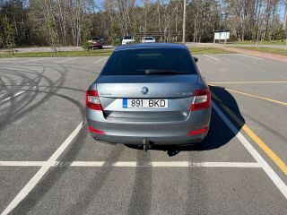 Skoda Octavia 1.6 77кВ