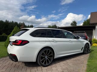 BMW 540 xDrive Touring M-Sport 3.0 250кВ
