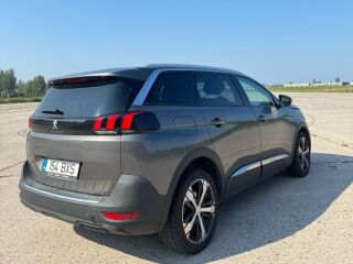 Peugeot 5008 1.2 96kW
