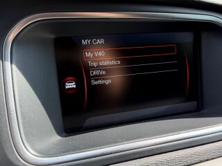 Volvo V40 Summum 1.6 TDi 84kW