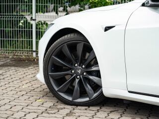Tesla Model S 75D 158kW