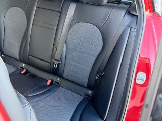 Mercedes-Benz C 220 2.0 143kW