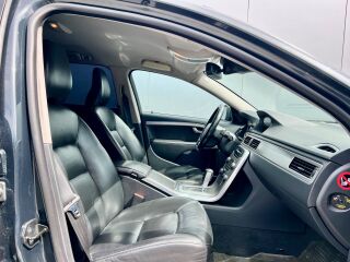 Volvo V70 Summum 2.0 D3 120kW