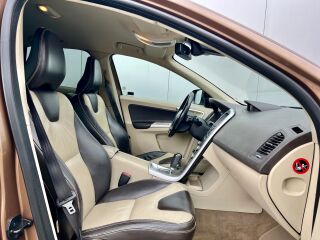 Volvo XC60 AWD Summum 2.4 D5 136кВ