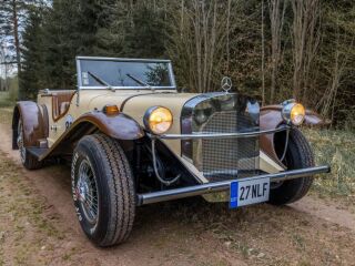 Volkswagen Beetle 1929a Mercedes-Benz SSK Roadster 1.3 37kW