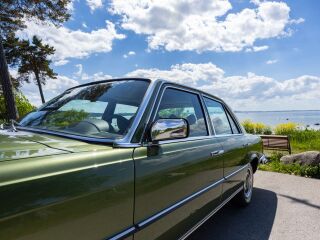 Mercedes-Benz 450 4.5 V8 185кВ