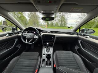 Volkswagen Passat Elegance 1.5 110kW