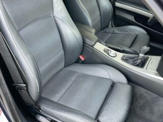 BMW 330 3.0 190kW
