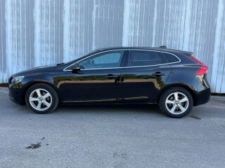 Volvo V40 Facelift SUMMUM 2.0 D2 88kW