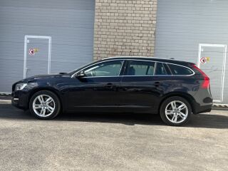Volvo V60 2.4 158kW