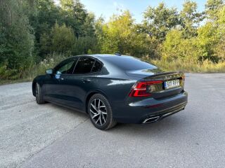 Volvo S60 R Design 2.0 184kW