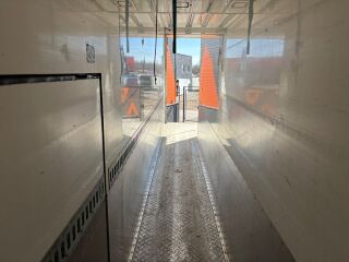 Scania G450 6x2*4 331кВ