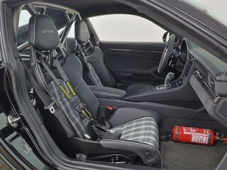 Porsche 911 GT3 RS 4.0 383кВ