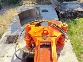 JCB 86C-2