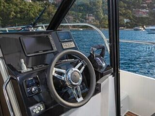 Jeanneau Merry Fisher 895 S2 2 x Mercury V6 225XL
