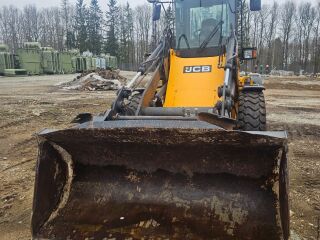 JCB 411HT 74кВ
