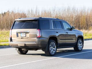 GMC Yukon DENALI 6.2 V8 313kW