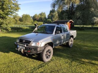 Toyota Hilux 2.5 75кВ