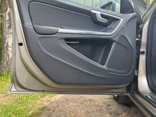 Volvo V60 1.6 R4 84kW