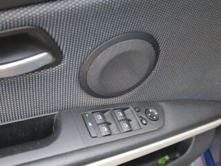 BMW 330 M-pakett 3.0 220kW