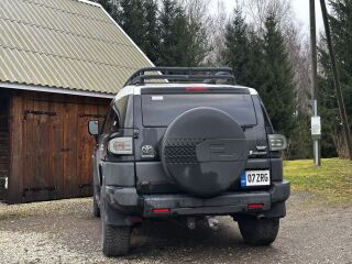 Toyota FJ Cruiser 4.0 178kW