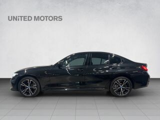 BMW 330 e xDrive M-Sportpakett 2.0 R4 215kW