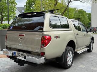 Mitsubishi L200 4x4 2.5 100kW