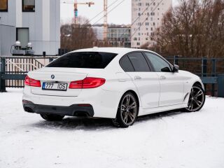 BMW M550 3.0 R6 294kW