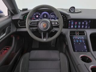 Porsche Taycan 4S 440кВ