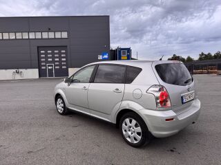 Toyota Corolla Verso 1.6 81кВ