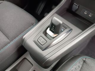 Mitsubishi Grandis Intense Plus 1.3 MHEV 104kW