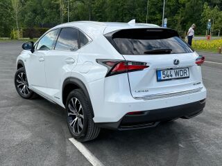 Lexus NX 300h 2.5 114kW