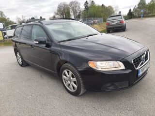 Volvo V70 D5 AWD 2.4 151кВ