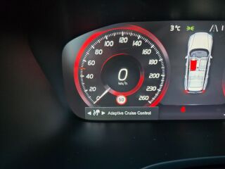 Volvo V60 Momentum Luxury 2.0 D3 110кВ