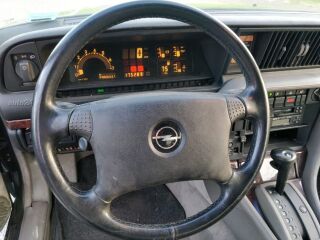Opel Senator 3.0 130kW