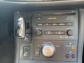 Lexus CT 200h 1.8 73kW