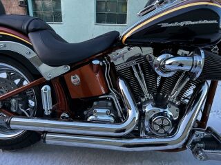Harley-Davidson Custom Bike FXSTSSE2 61kW