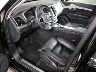 Volvo XC90 AWD DARK 7 RECHARGE INTELLI SAFE PRO 2.0 T8 Twin Engine Long Range Plug-In-Hybrid 335kW