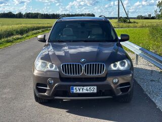 BMW X5 3.0 225кВ